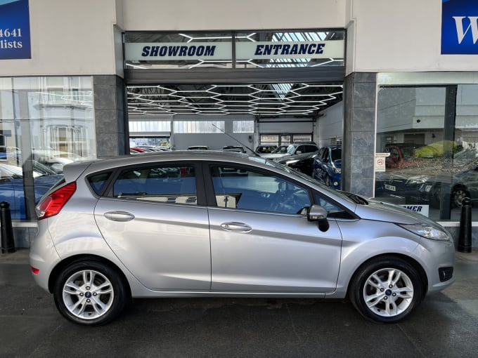 2015 Ford Fiesta