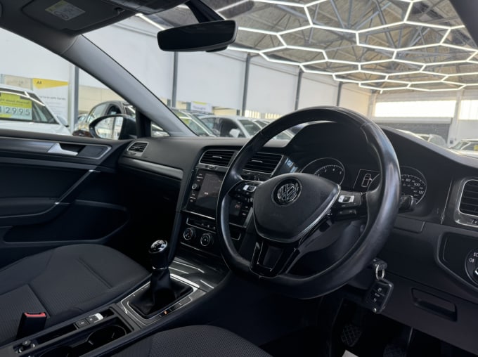 2024 Volkswagen Golf