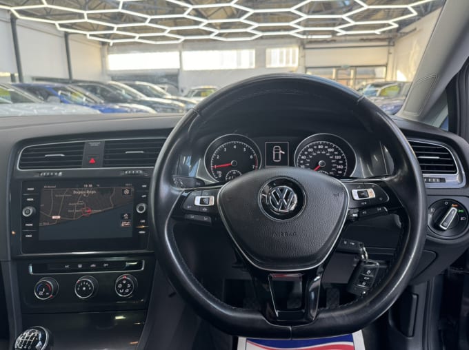 2024 Volkswagen Golf