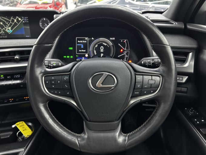 2025 Lexus Ux