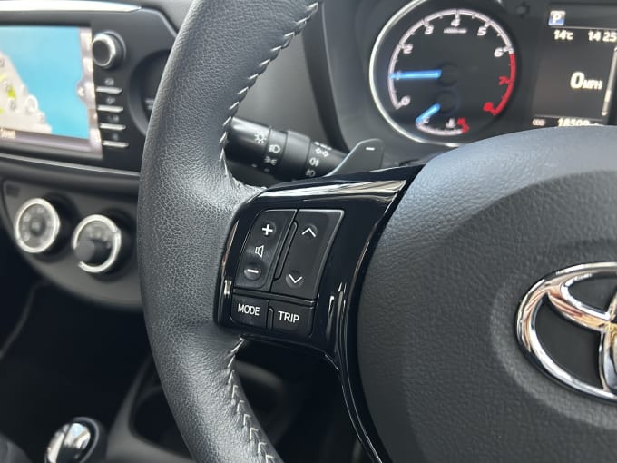 2025 Toyota Yaris