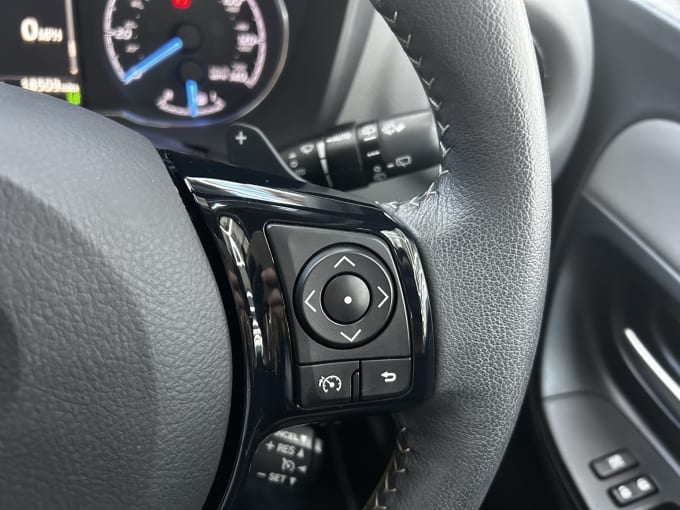 2025 Toyota Yaris