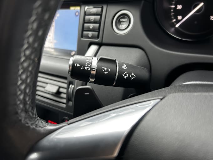 2025 Land Rover Discovery Sport