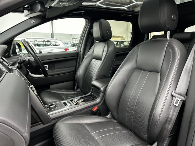 2025 Land Rover Discovery Sport