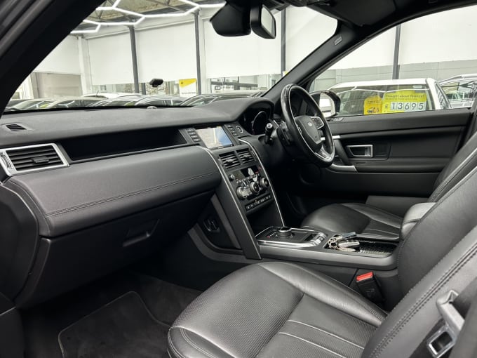 2025 Land Rover Discovery Sport