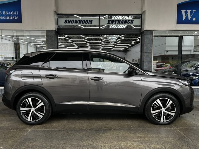 2025 Peugeot 3008