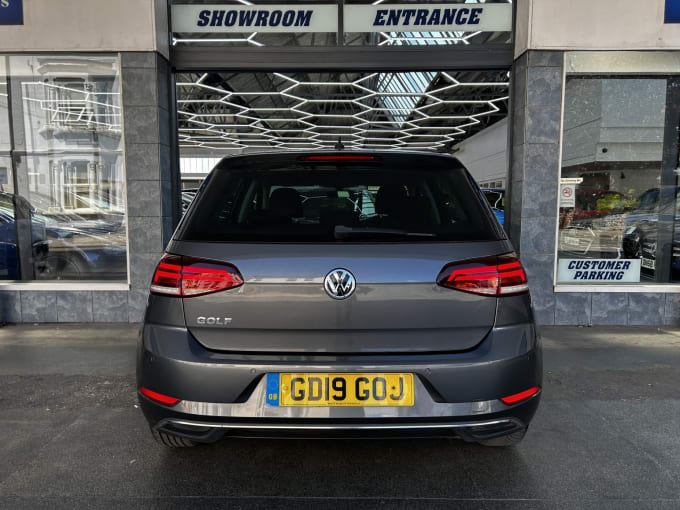 2025 Volkswagen Golf