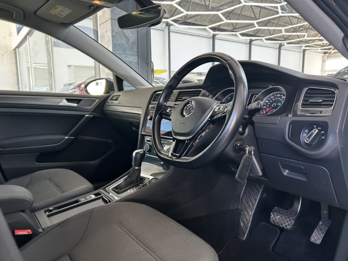 2025 Volkswagen Golf