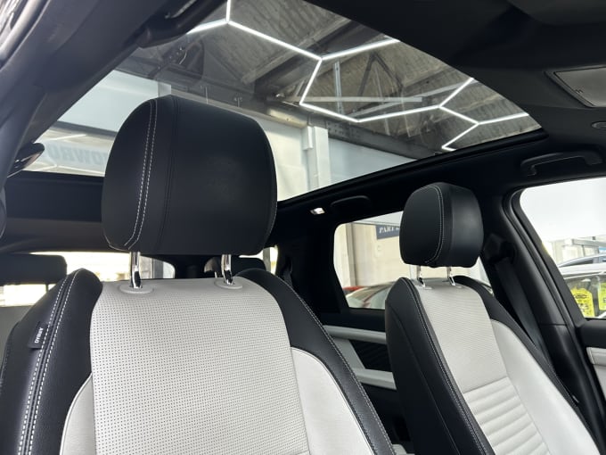 2025 Land Rover Discovery Sport