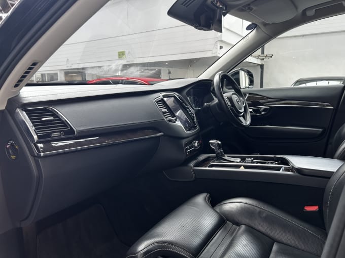 2025 Volvo Xc90