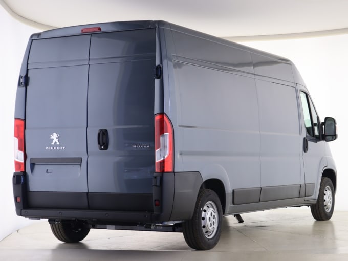 2025 Peugeot Boxer