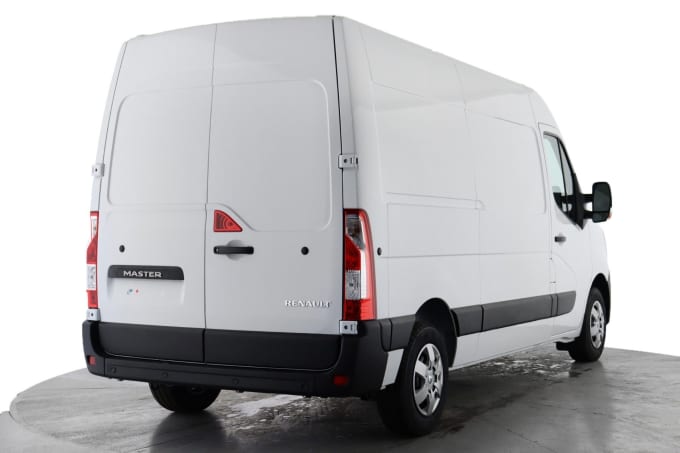 2024 Renault Master