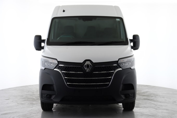 2025 Renault Master