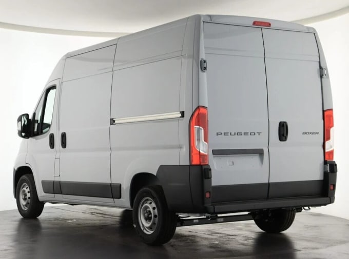 2025 Peugeot Boxer