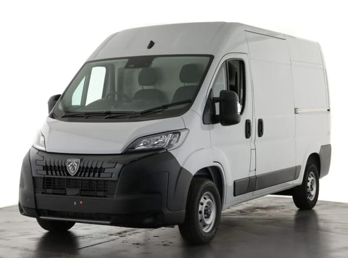2025 Peugeot Boxer