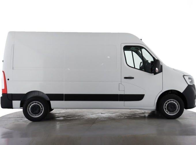 2024 Renault Master