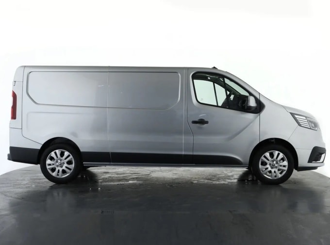 2025 Renault Trafic