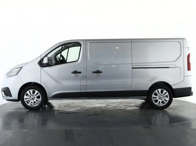 2025 Renault Trafic