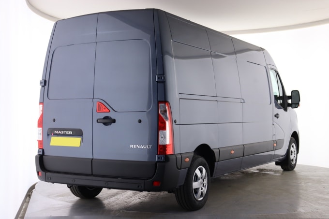 2024 Renault Master