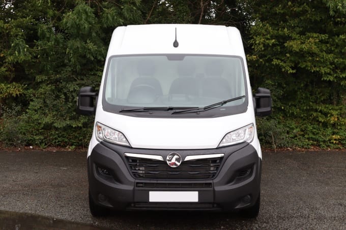 2024 Vauxhall Movano