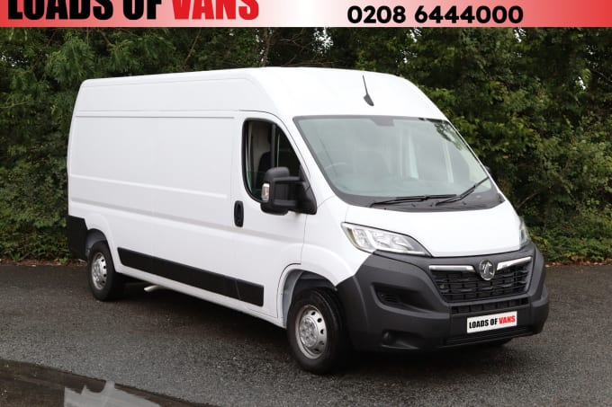 2025 Vauxhall Movano