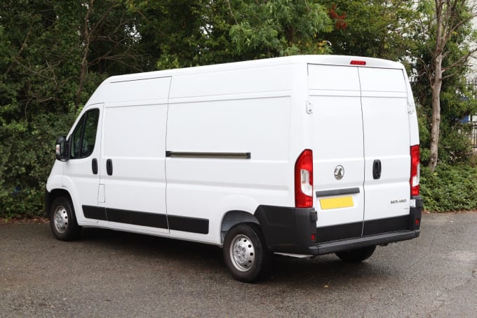 2024 Vauxhall Movano