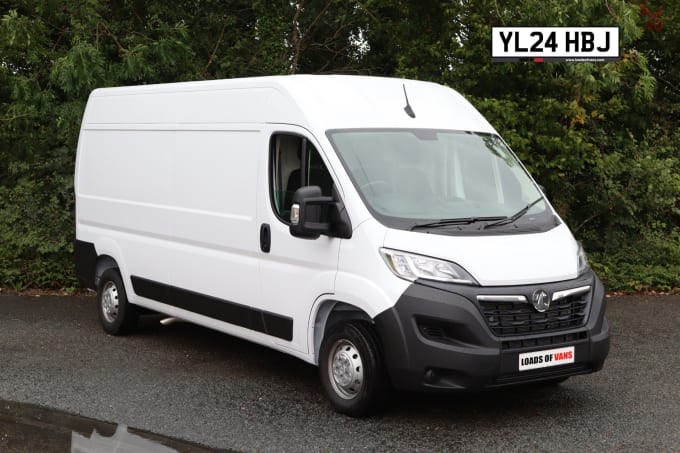 2024 Vauxhall Movano