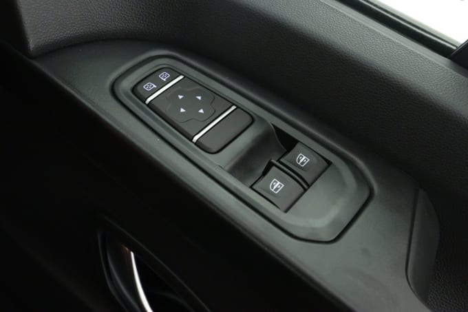 2025 Renault Trafic