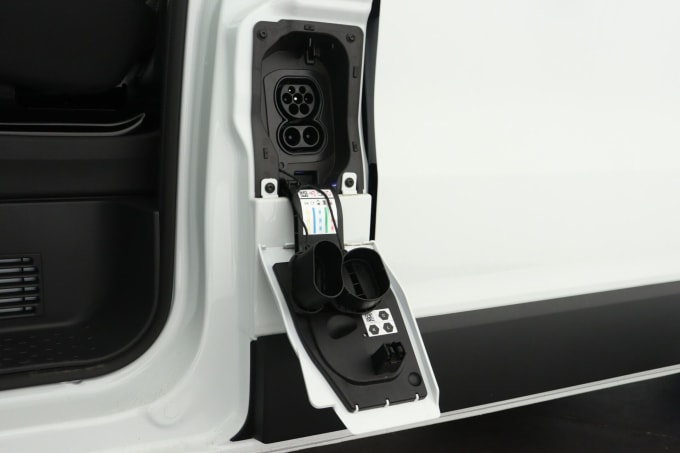 2025 Renault Trafic