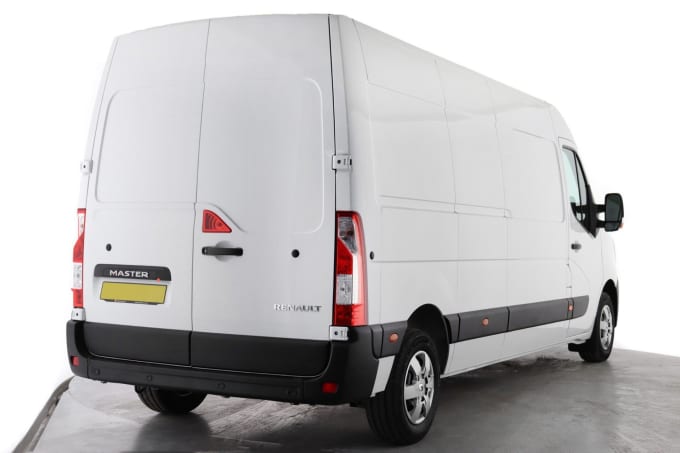 2024 Renault Master