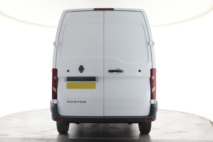 2025 Renault Master
