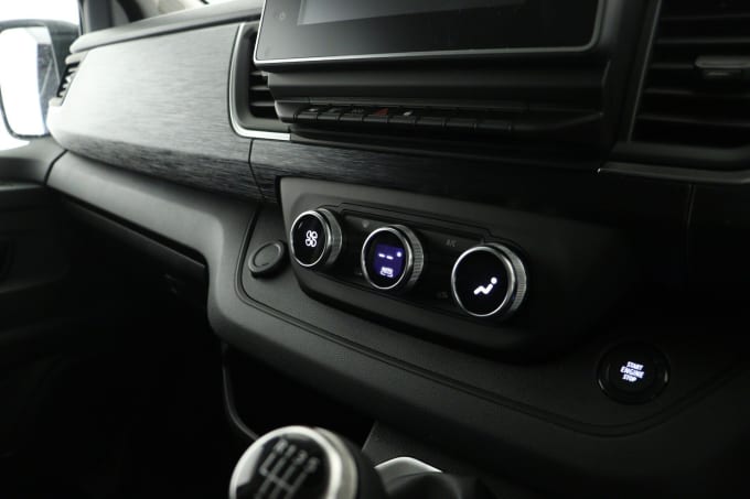 2025 Renault Trafic