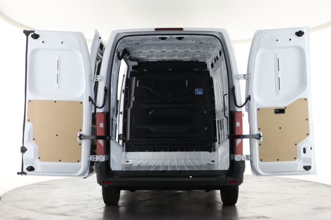 2025 Renault Master