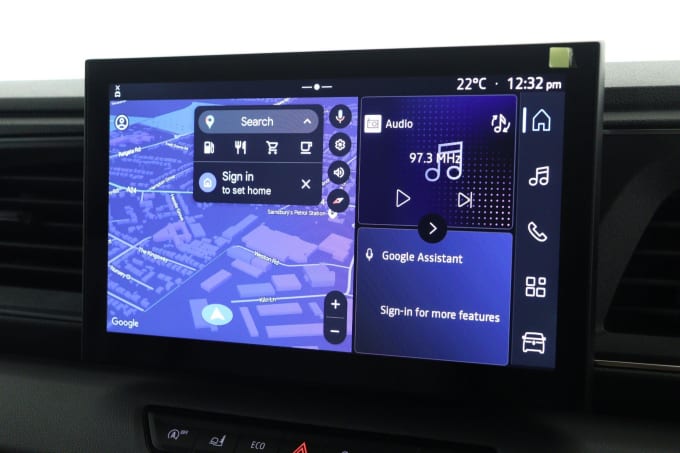 2025 Renault Master