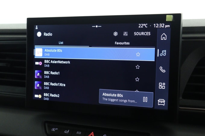 2025 Renault Master