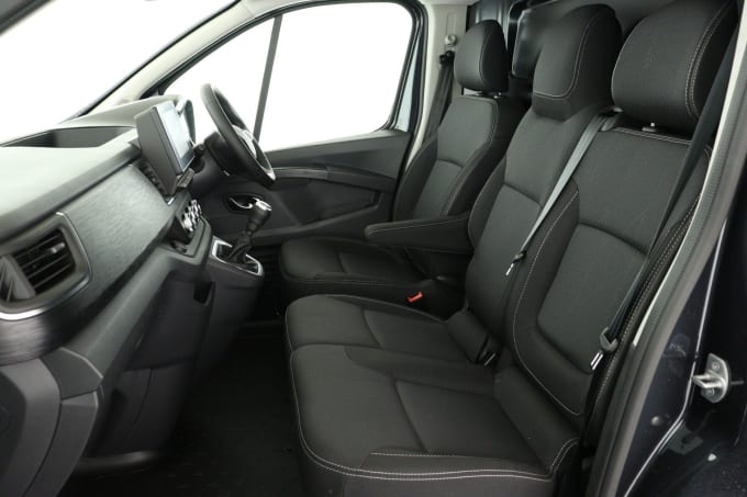 2025 Renault Trafic