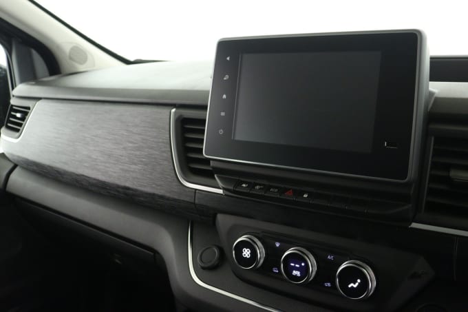 2025 Renault Trafic