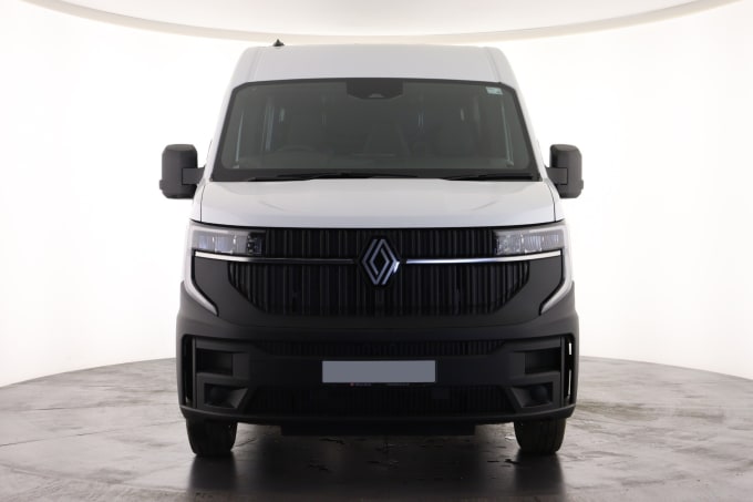 2025 Renault Master