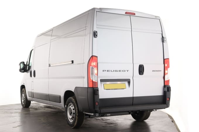 2025 Peugeot Boxer