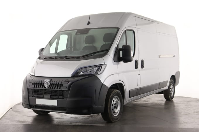 2025 Peugeot Boxer