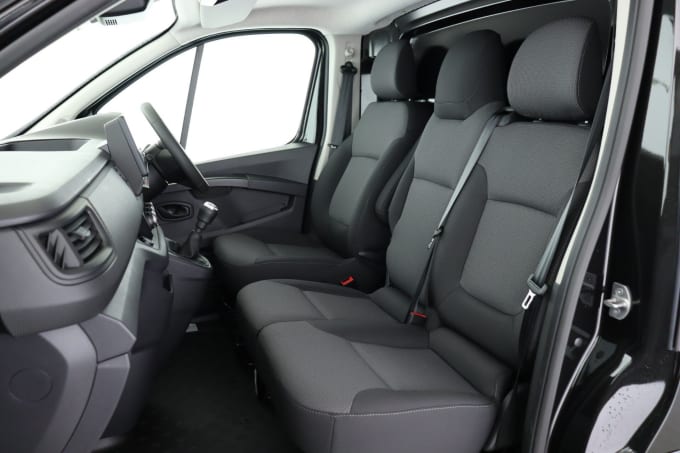 2025 Renault Trafic