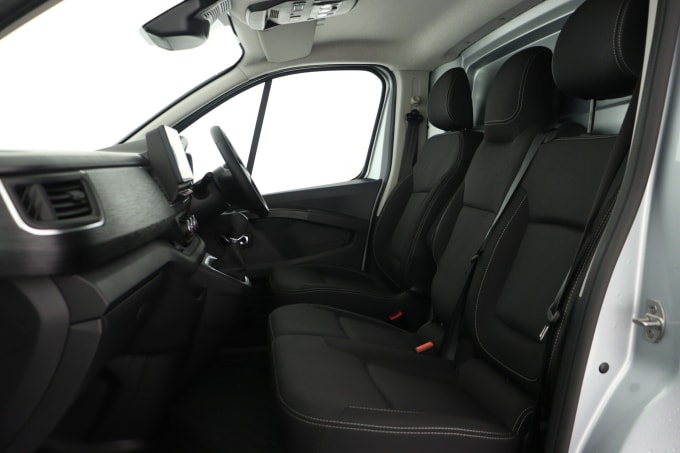 2025 Renault Trafic