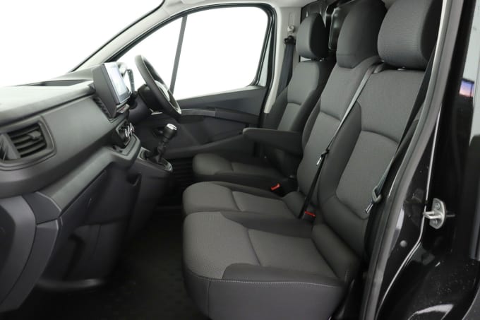 2025 Renault Trafic