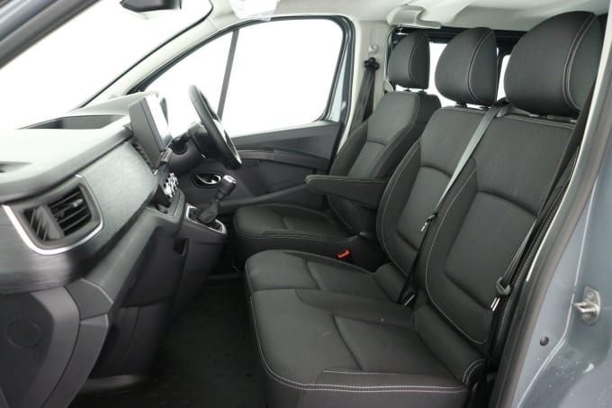 2025 Renault Trafic