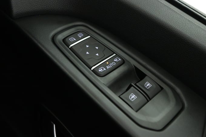 2025 Renault Trafic