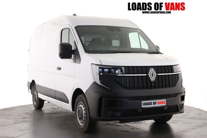 2025 Renault Master