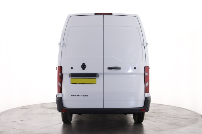 2025 Renault Master