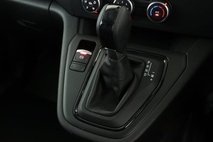 2025 Renault Kangoo