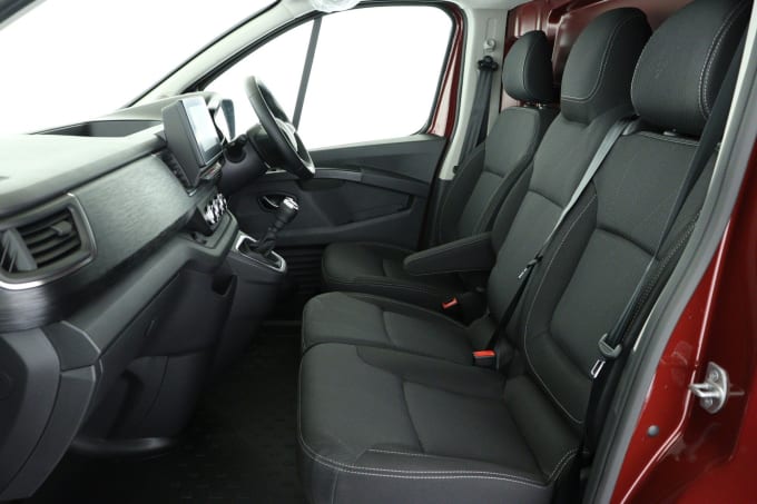 2025 Renault Trafic