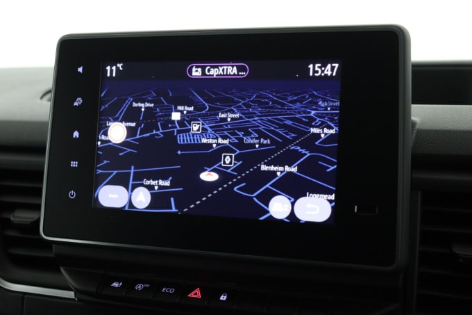 2025 Renault Trafic